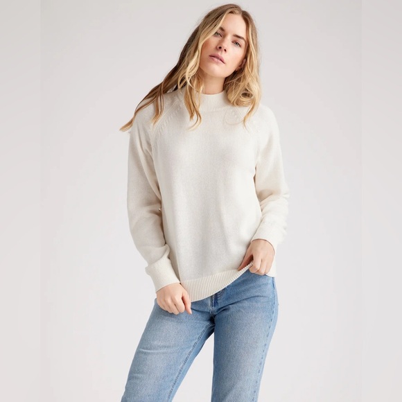 Quince 100% Organic Cotton Mock Neck
Sweater Size Small White Summer Nights - Picture 3 of 7